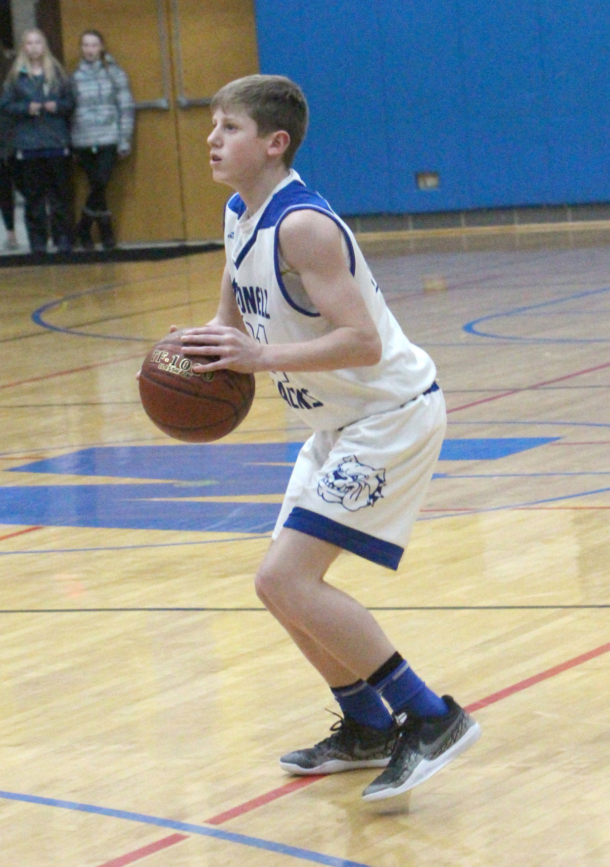 Eau Claire Regis at McDonell boys basketball 2-13-19